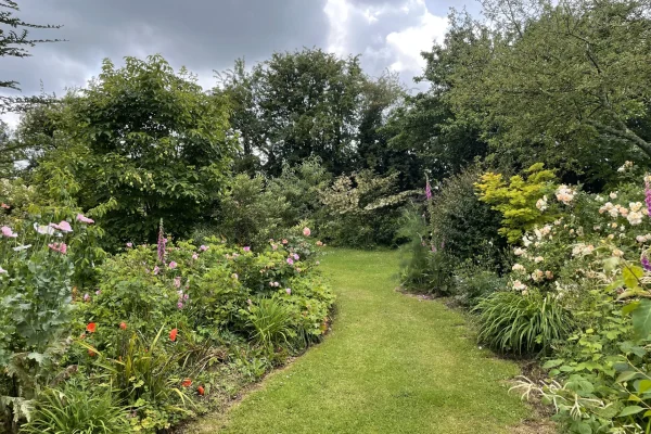 Balade dans un jardin du Cotentin
